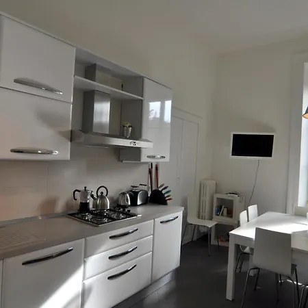 Flatinrome Termini 2 Grande Luminoso In Centro - Accetta Bonus Vacanze Апартаменты *